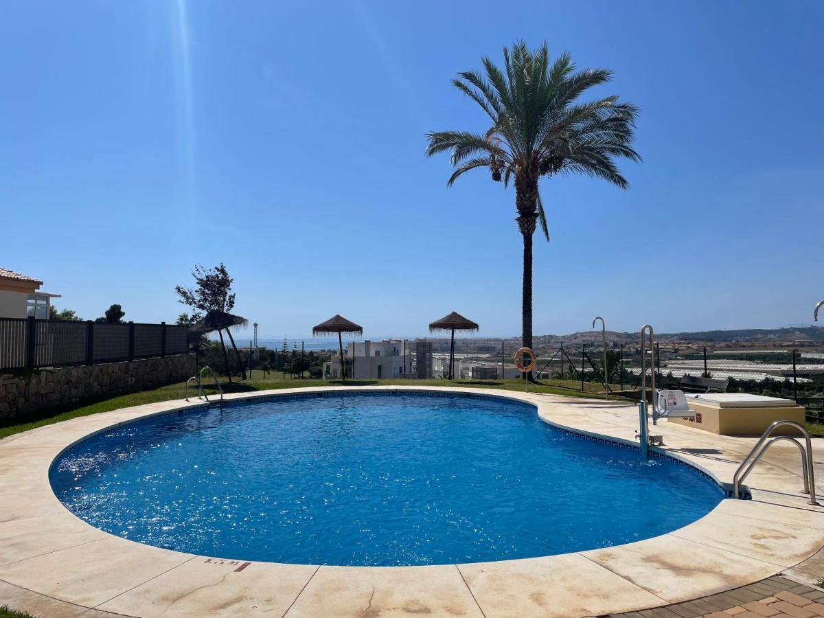 Atico Baviera Golf-Playa Apartment Caleta De Velez Bagian luar foto